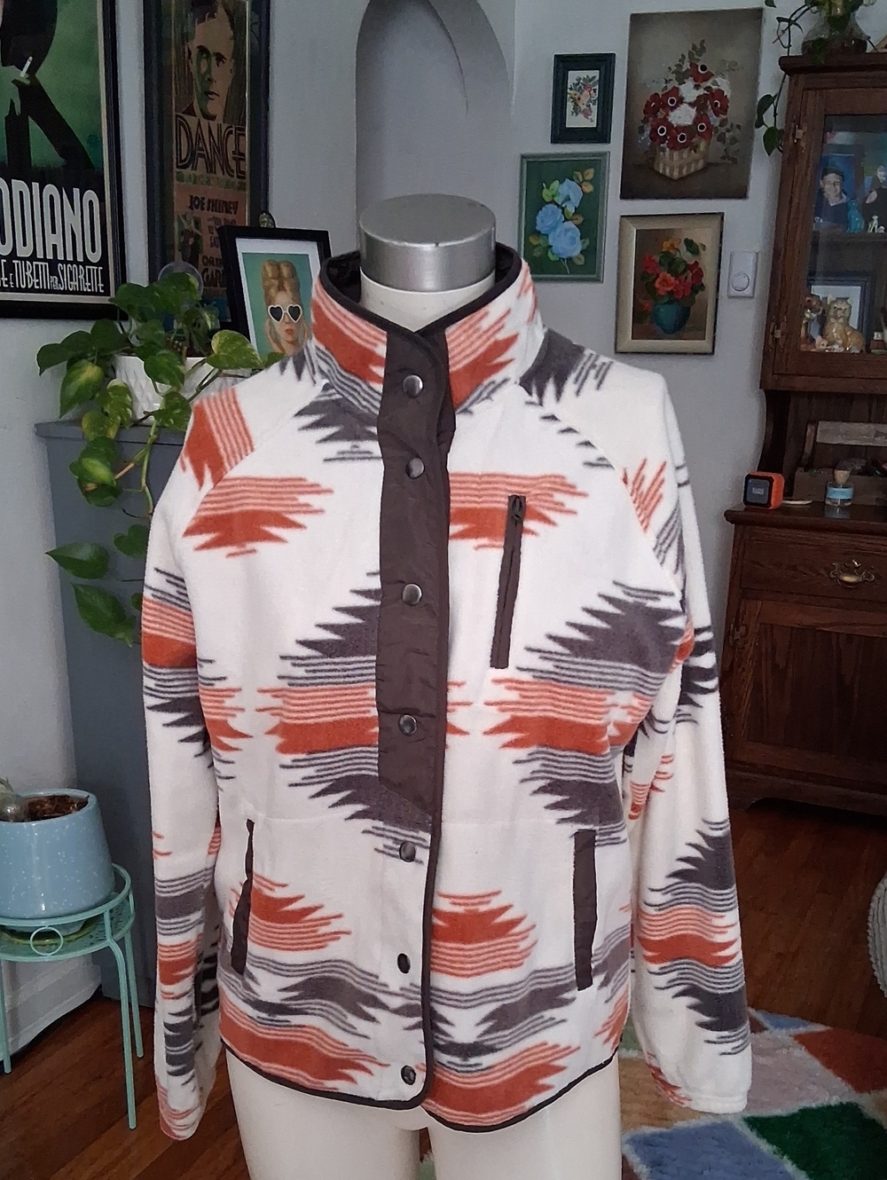 Cream Aztec-Pattern Snap Front Fleece Jacket, Medium